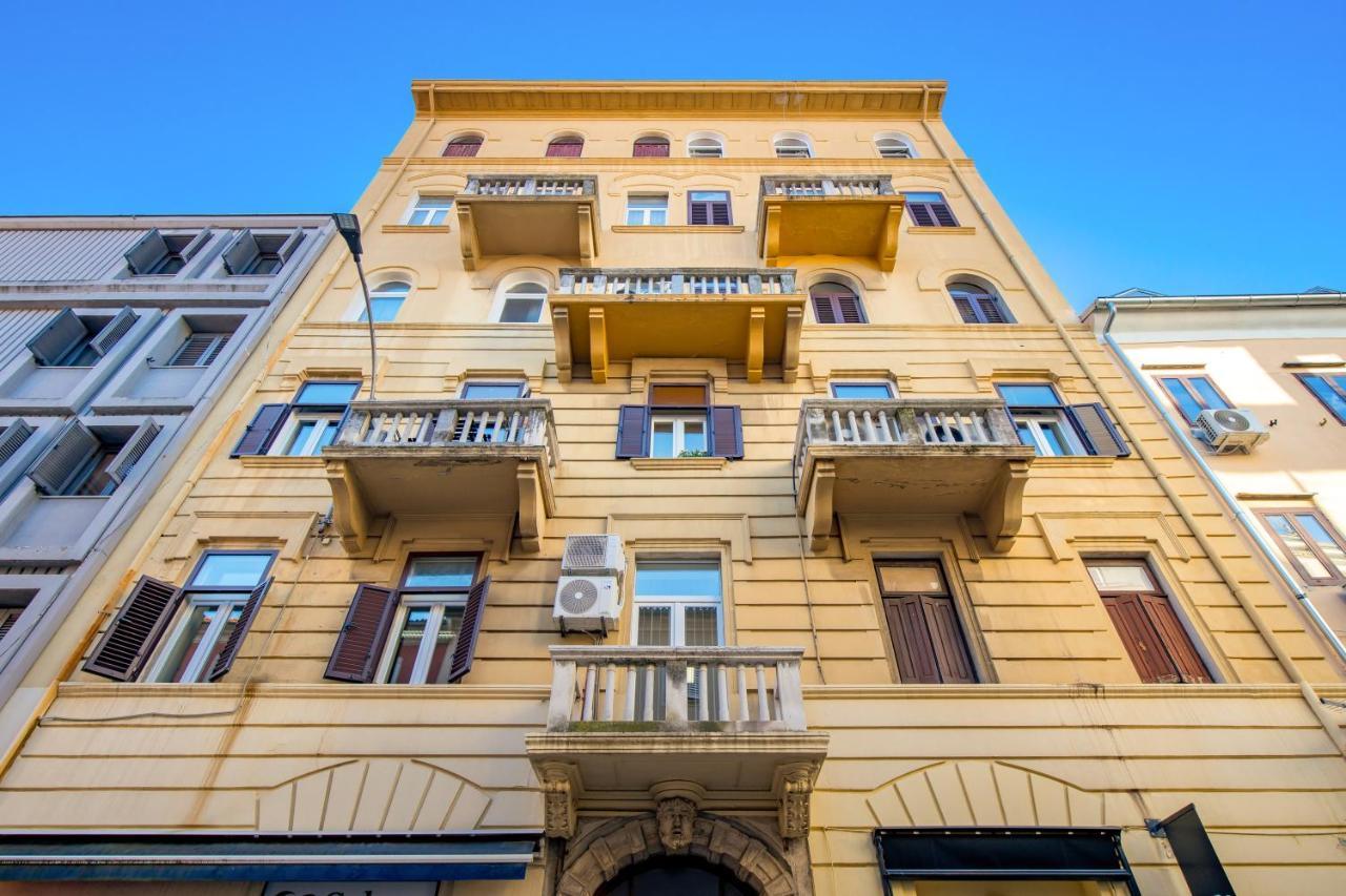 Delta Rooms Rijeka Exterior photo